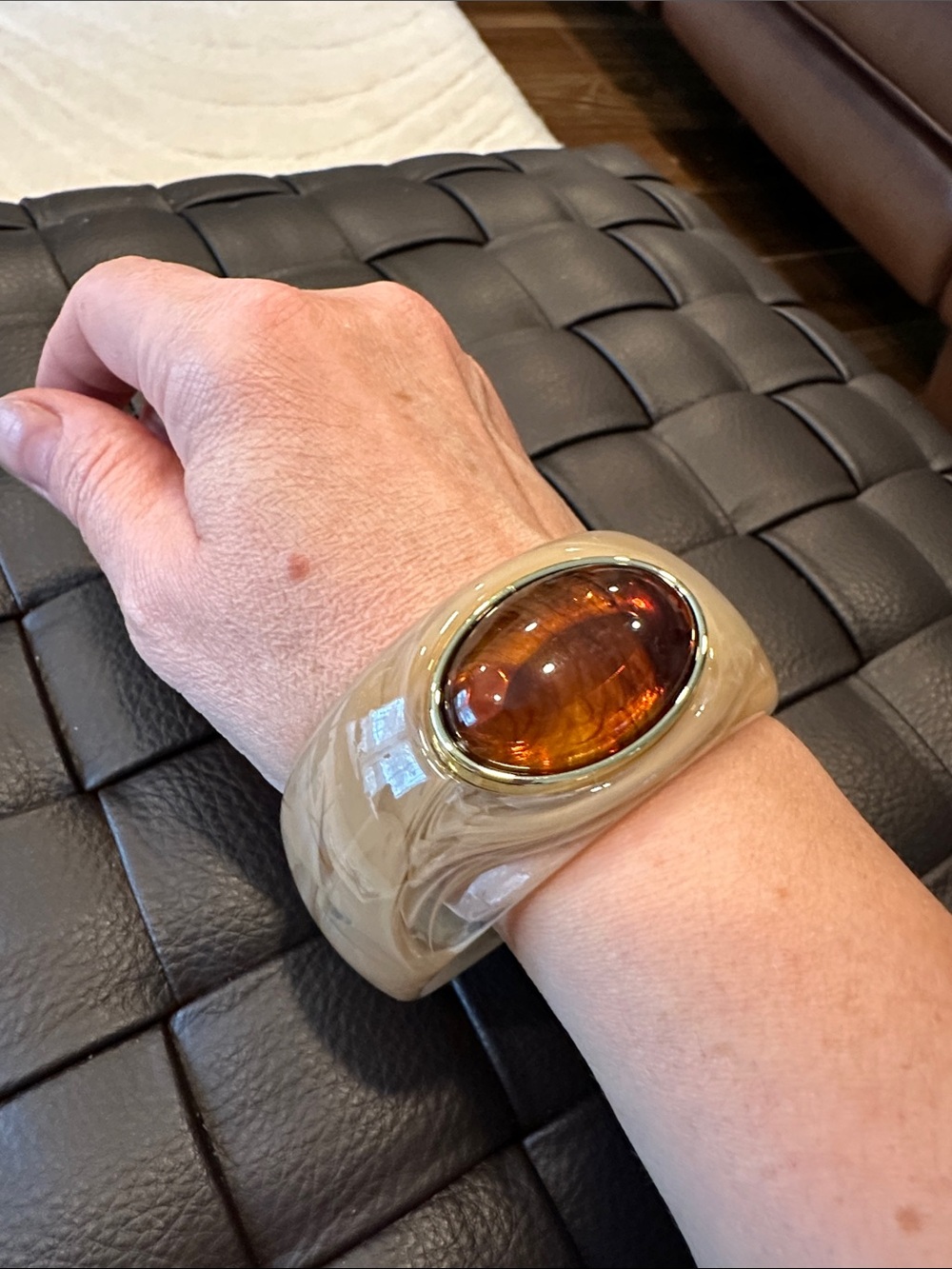 Neutral Swirl Resin Bangle Bracelet with Amber-Tone Accent